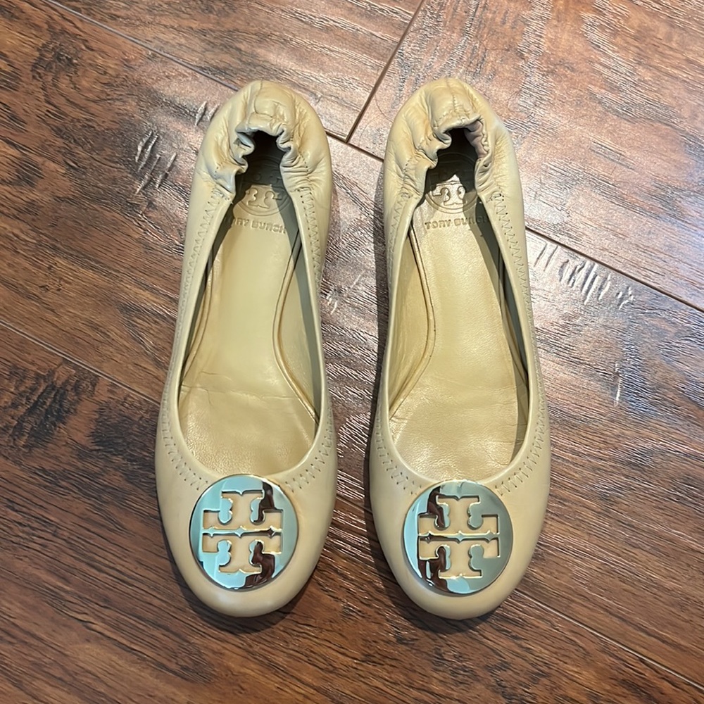 Tory Burch Reva Mestico Nude Flats with Gold Logo